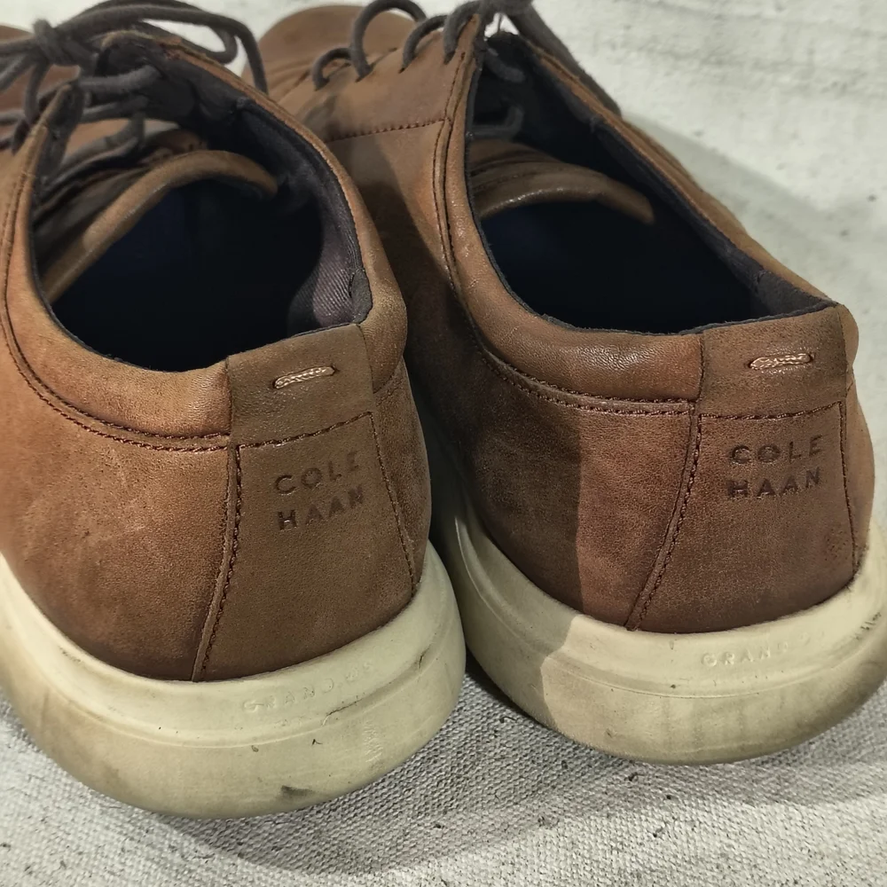 Cole Haan Men's Size 10 Tan Lace Up Leather Oxfords
